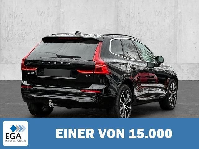 Gebraucht Volvo XC60 Core 197 PS (144 kW) 2023 Metallic SUV