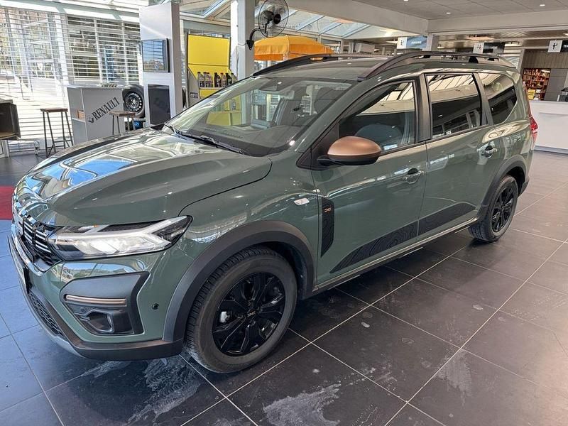 Grau Gebraucht 2024 Dacia Jogger Extreme Van / Kleinbus | 20.900 € (Fairer Preis) - Bild 1/4