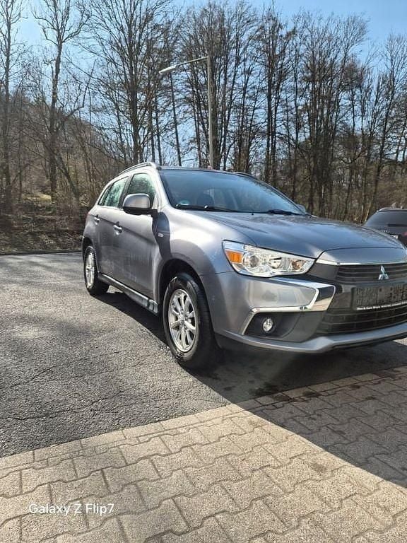 Gebraucht Mitsubishi ASX Plus 114 PS (83 kW) 2018 Grau SUV
