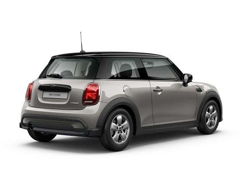 Gebraucht Mini Cooper Essential 136 PS (100 kW) 2023 Silber Kleinwagen