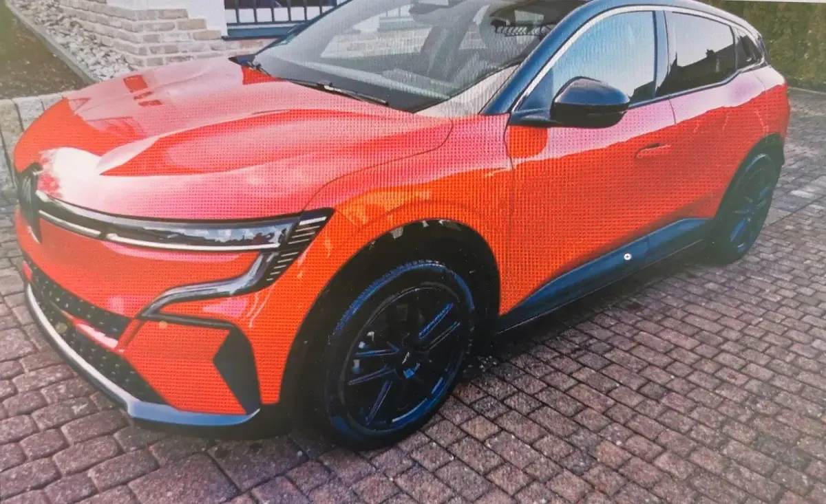 Gebraucht Renault Megane E-Tech 160 kW (218 PS) 2022 Rot Kleinwagen