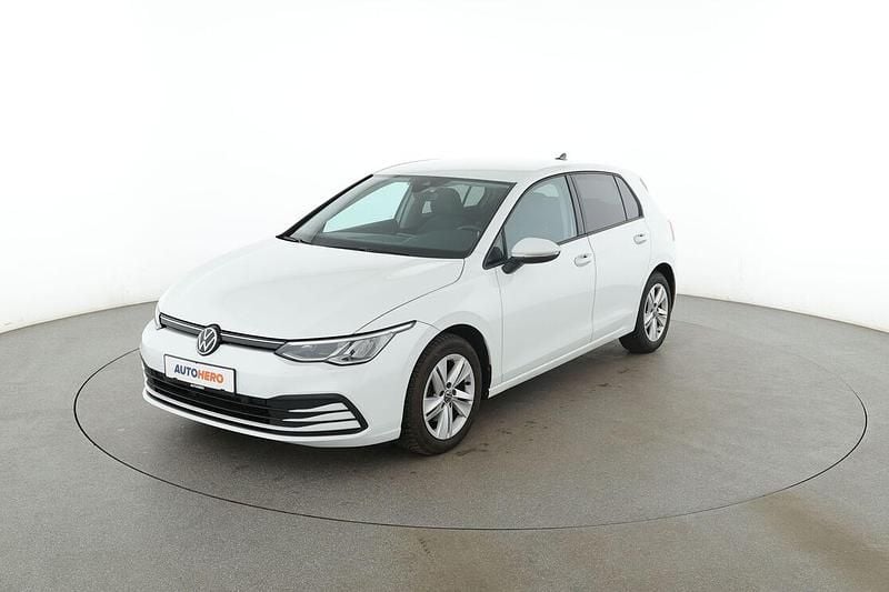 Second-hand VW Golf VII Life 150 CP (110 kW) 2020 Berlinǎ