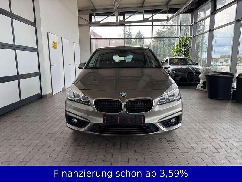 Gebraucht BMW 218 Active Tourer Advantage 136 PS (100 kW) 2017 Silber Van / Kleinbus