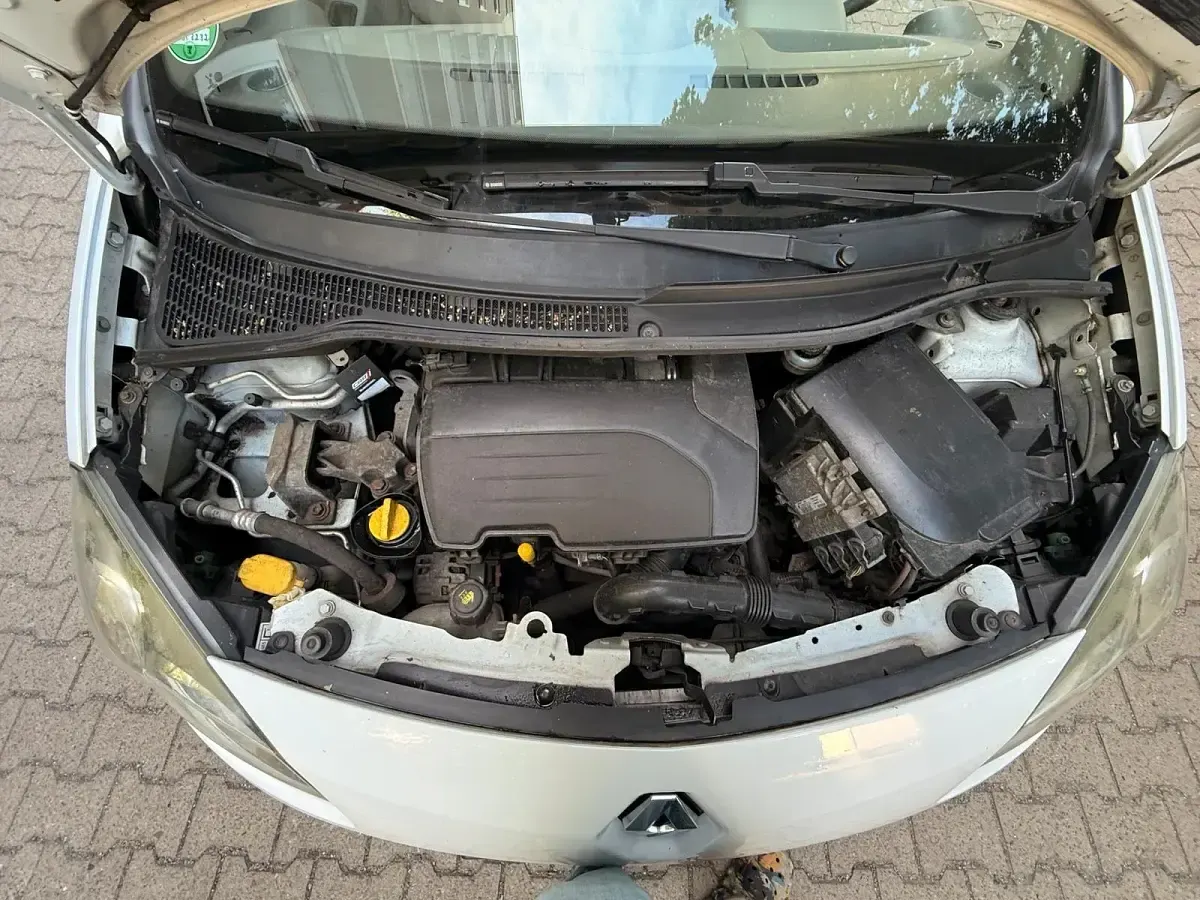 Gebraucht Renault Twingo 58 PS (42 kW) 2009 Weiß Kleinwagen
