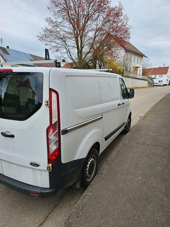 Second-hand Ford Transit Custom 101 CP (74 kW) 2013 Alb Monovolum