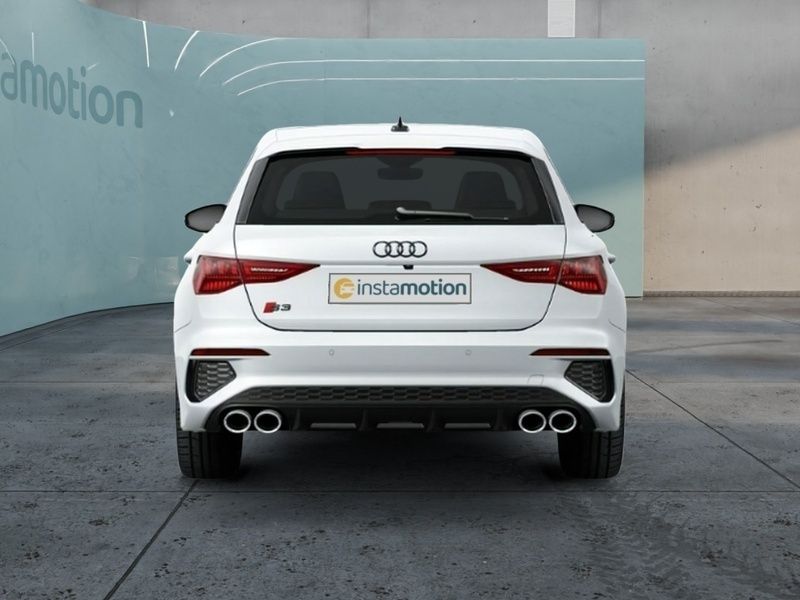 Gebraucht Audi S3 Sport 310 PS (228 kW) 2024 Weiß Limousine
