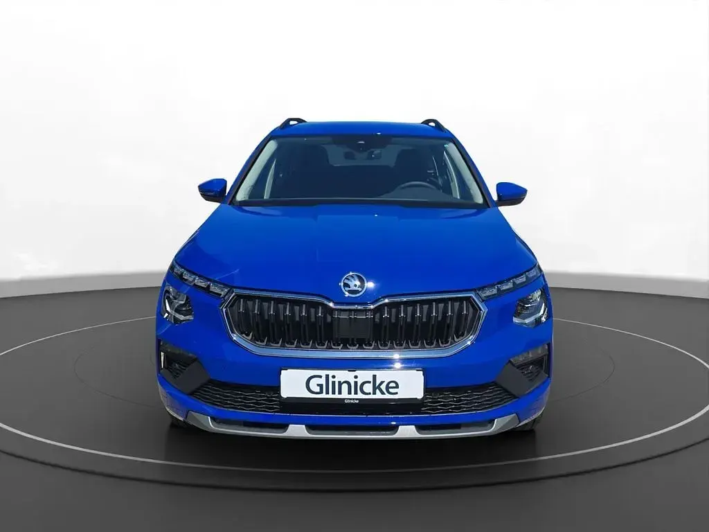 Neu Skoda Kamiq Tour 95 PS (69 kW) 2025 Blau SUV