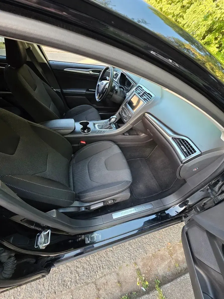 Gebraucht Ford Mondeo Vignale 150 PS (110 kW) 2017 Schwarz Kombi