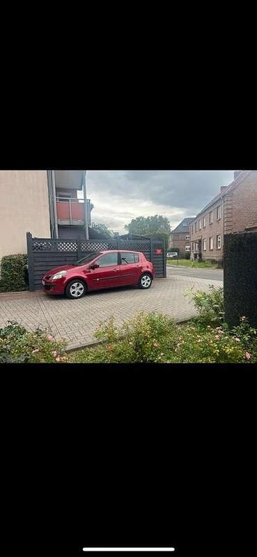 Gebraucht Renault Clio II 101 PS (74 kW) 2008