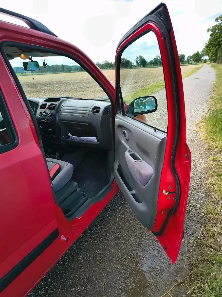 Gebraucht Suzuki Wagon R+ 76 PS (55 kW) 2002 Rot Van / Kleinbus