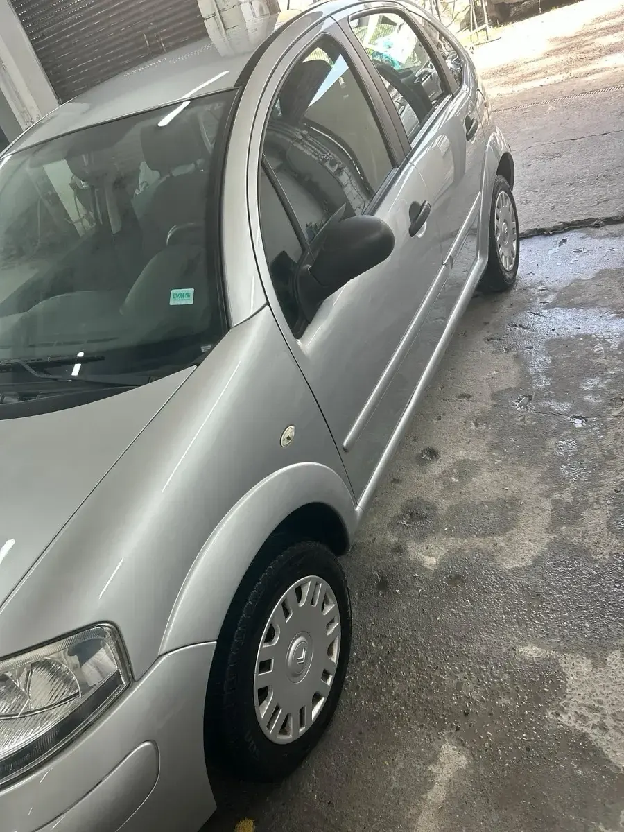 Gebraucht Citroën C3 65 PS (47 kW) 2009 Silber Kleinwagen