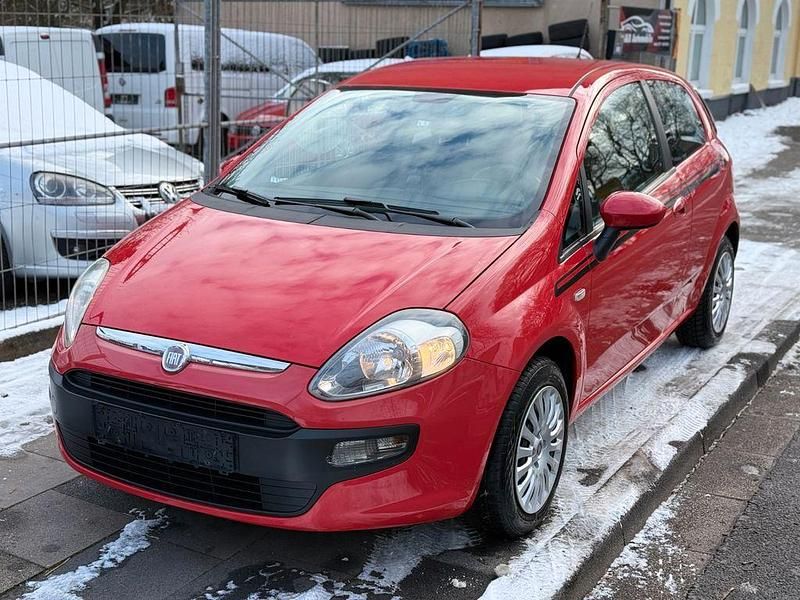Rot Gebraucht 2012 Fiat Punto Evo Kleinwagen | 4.000 € (Fairer Preis) - Bild 1/4