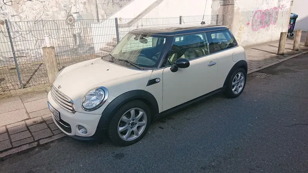 Second-hand Mini One D 90 CP (66 kW) 2012 Alb Hatchback