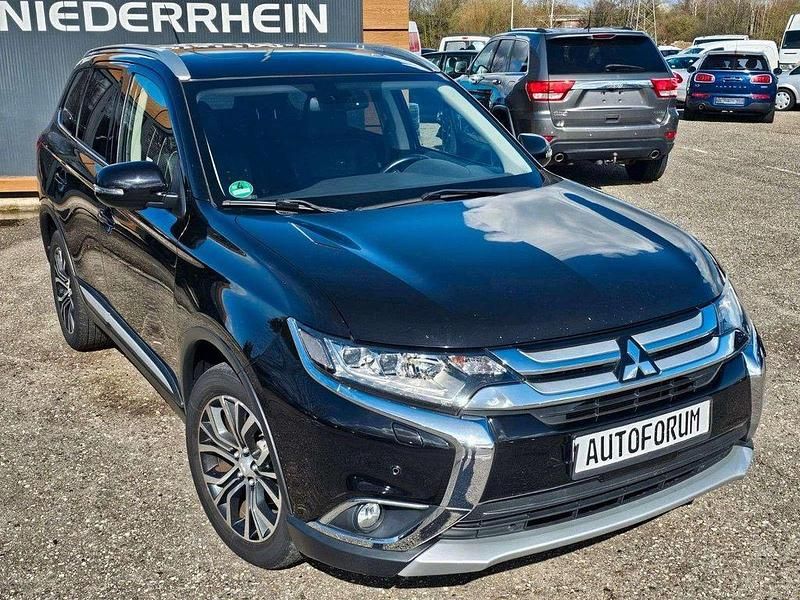 Gebraucht Mitsubishi Outlander Top 150 PS (110 kW) 2015 Schwarz SUV