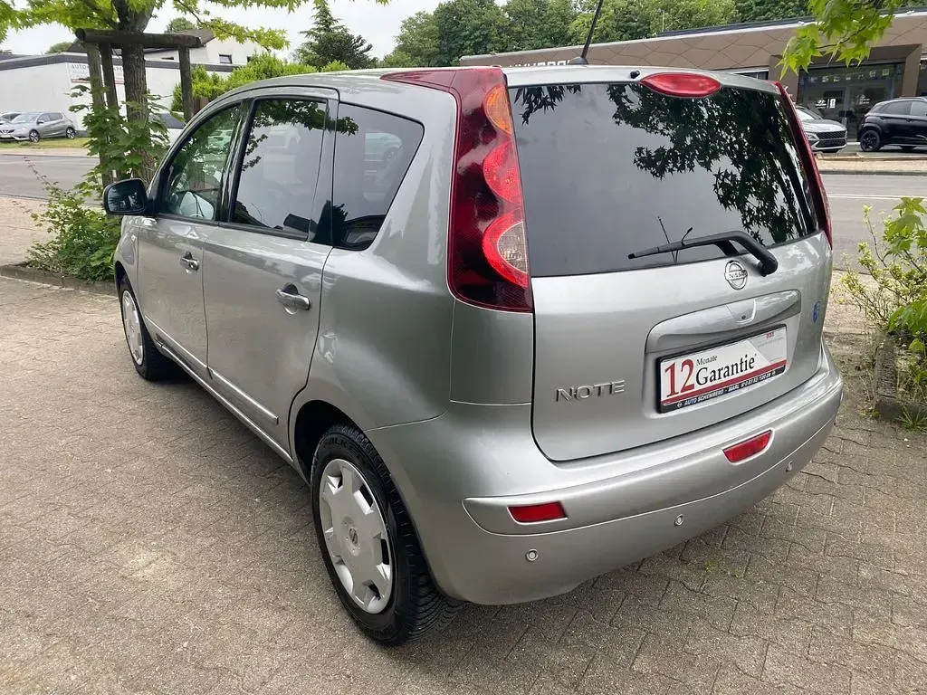 Gebraucht Nissan Note Acenta 110 PS (80 kW) 2011 Grau Kleinwagen