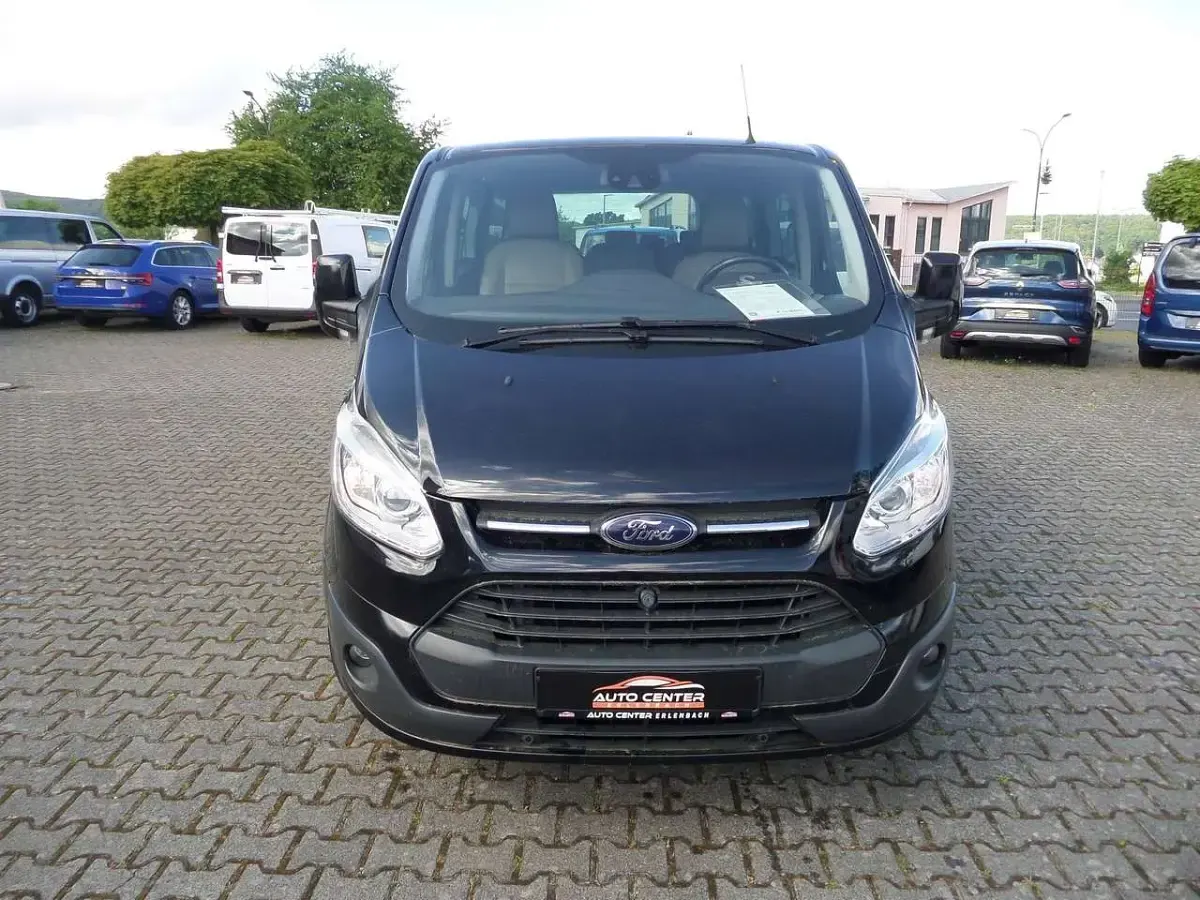 Gebraucht Ford Tourneo Limited 155 PS (114 kW) 2013 Pantherschwarz Van / Kleinbus