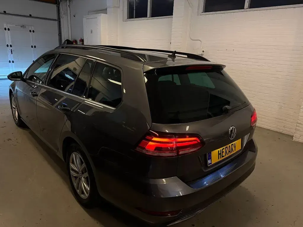 Gebraucht VW Golf VII 116 PS (85 kW) 2017 Grau Kombi