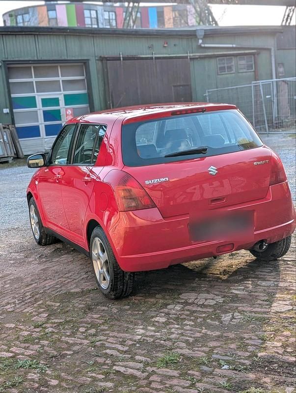 Gebraucht Suzuki Swift 92 PS (67 kW) 2005 Grün Kleinwagen