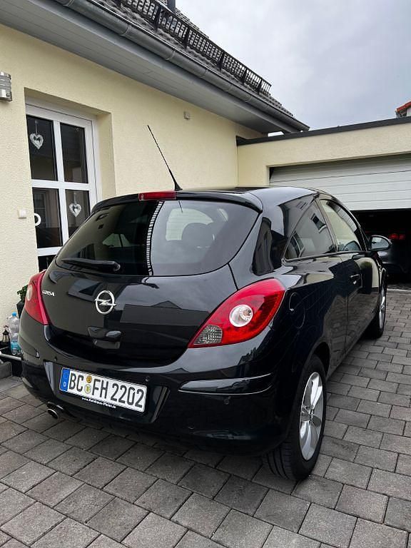 Schwarz Gebraucht 2014 Opel Corsa Energy Kleinwagen | 2.990 € (Guter Preis) - Bild 1/4