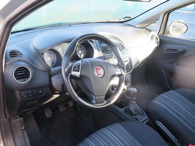 Gebraucht Fiat Punto Evo 69 PS (50 kW) 2012 Silber Kleinwagen