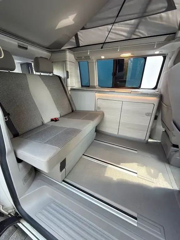 Gebraucht VW California Coast 204 PS (150 kW) 2018 Weiß Van