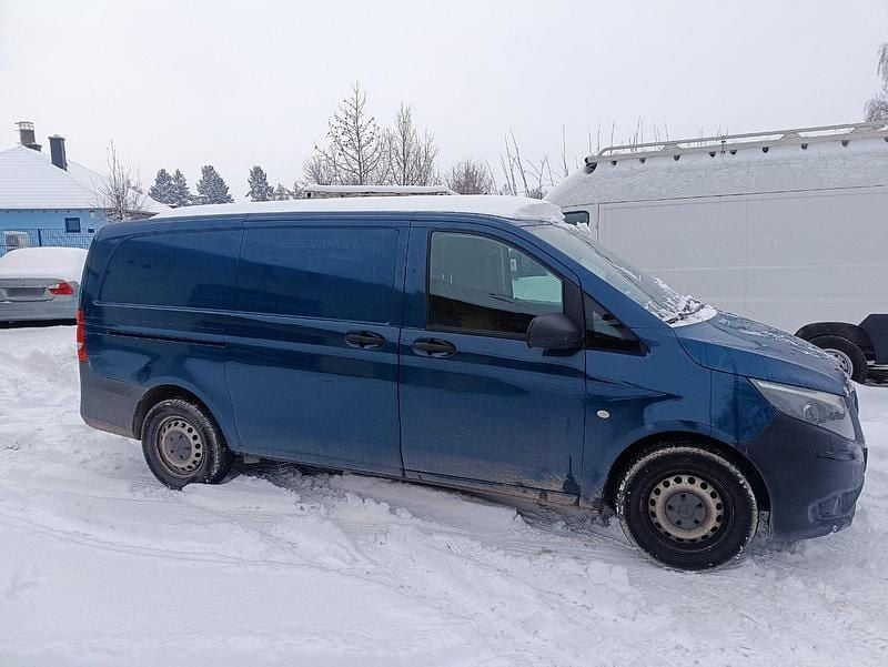 Gebraucht Mercedes Vito 114 PS (83 kW) 2015 Andere farben Van