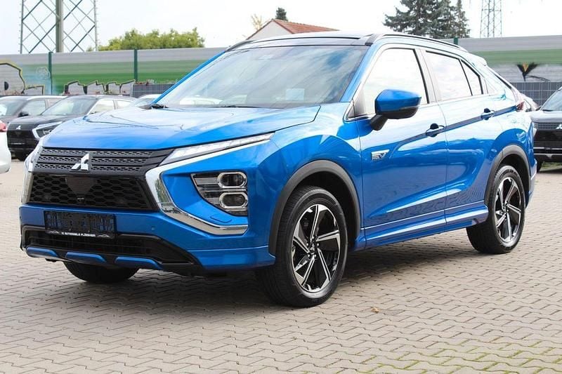 Blau Gebraucht 2022 Mitsubishi Eclipse Cross Top SUV | 21.990 € (Fairer Preis) - Bild 1/4