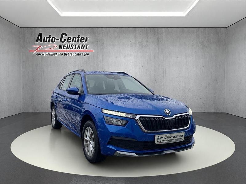 Modra race/race blue Gebraucht 2023 Skoda Kamiq Ambition SUV | 18.250 € (Superpreis) - Bild 1/4
