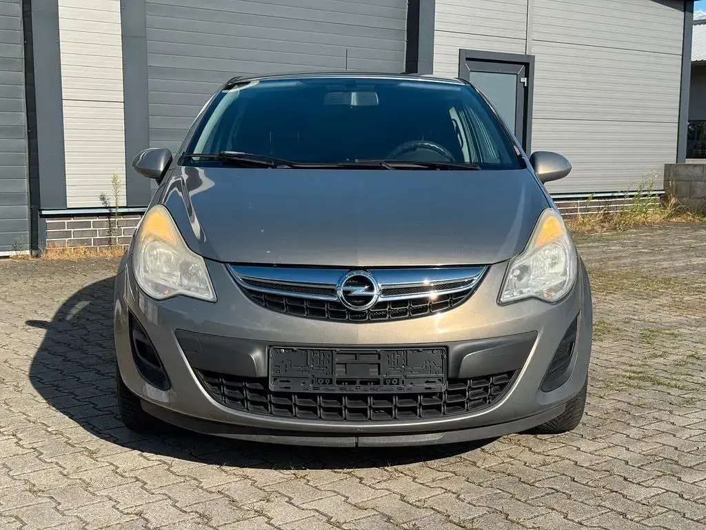 Gebraucht Opel Corsa Satellite 86 PS (63 kW) 2011 Braun Kleinwagen