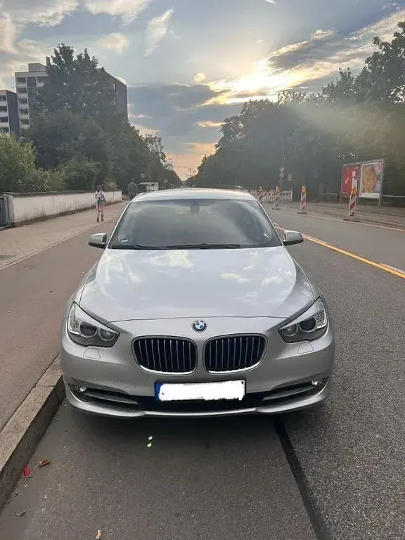 Gebraucht BMW 535 306 PS (225 kW) 2010 Silber Limousine