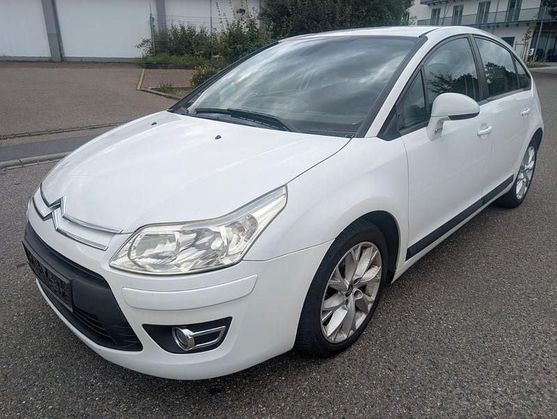 Weiß Gebraucht 2008 Citroën C4 VTR Sport Limousine | 2.950 € (Fairer Preis) - Bild 1/4