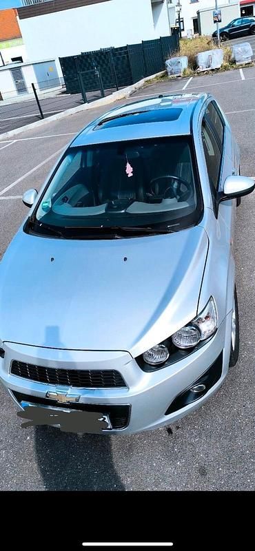 Gebraucht Chevrolet Aveo 85 PS (62 kW) 2011 Silber Kleinwagen