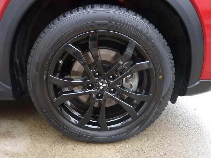 Gebraucht Mitsubishi Eclipse Cross Top 163 PS (119 kW) 2018 Rot SUV