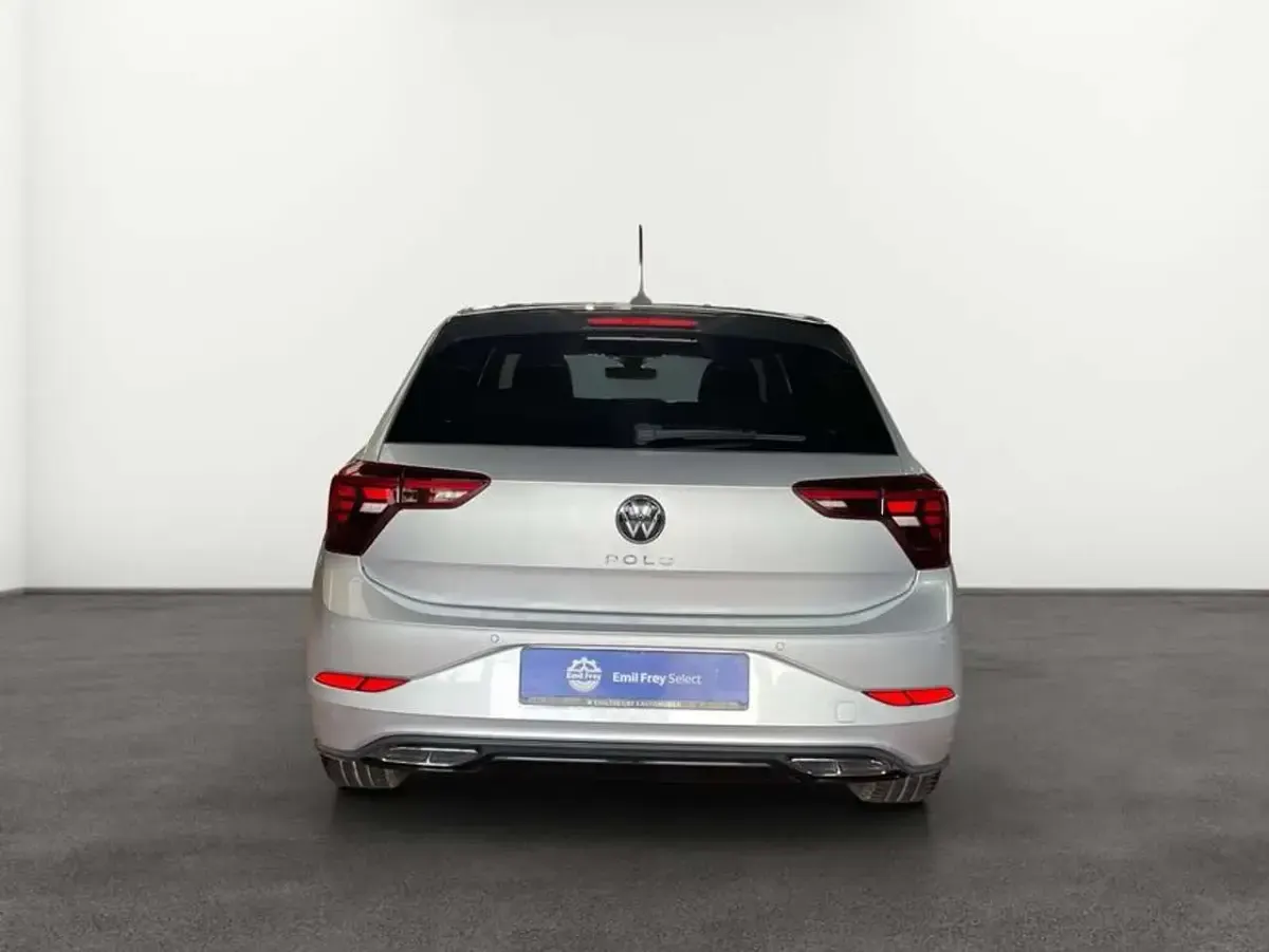 Gebraucht VW Polo R-line 116 PS (85 kW) 2025 Reflex silver metallic Kleinwagen