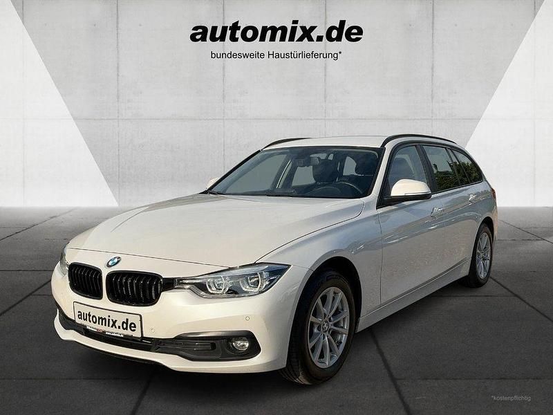 Mineralweiss metallic Gebraucht 2019 BMW 320 Advantage Limousine | 17.450 € (Superpreis) - Bild 1/4