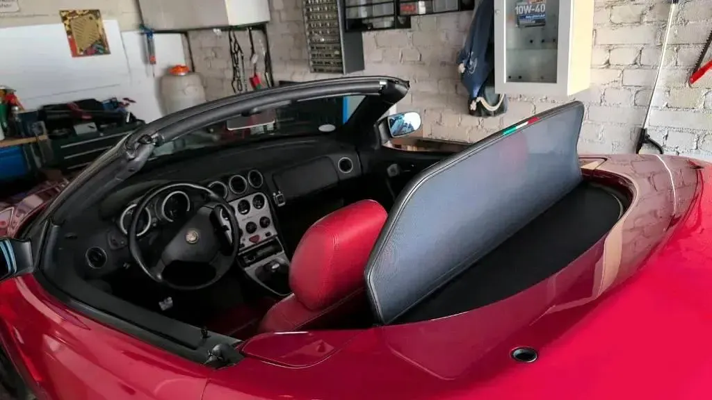 Gebraucht Alfa Romeo Spider 144 PS (105 kW) 2000 Rot Cabrio