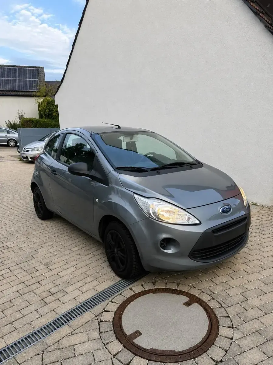 Gebraucht Ford Ka 69 PS (50 kW) 2009 Grau Kleinwagen