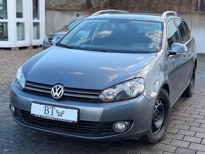 Grau Gebraucht 2010 VW Golf VI Comfortline Kleinwagen | 4.490 € (Guter Preis) - Bild 1/4