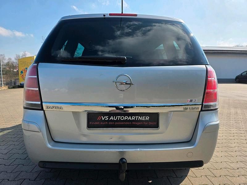 Gebraucht Opel Zafira 120 PS (88 kW) 2007 Silber Van / Kleinbus