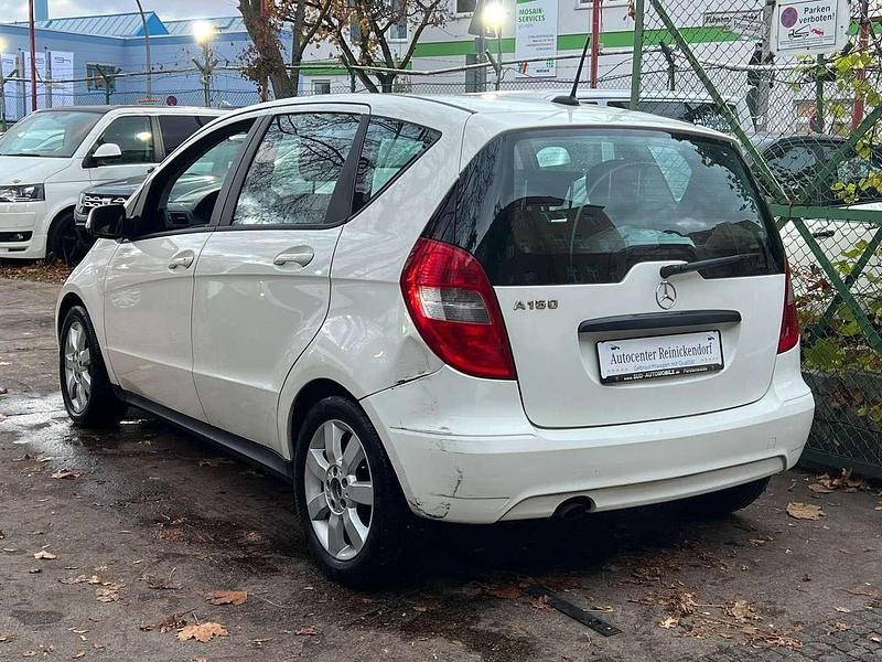 Gebraucht Mercedes A160 95 PS (69 kW) 2009 Weiß Kleinwagen