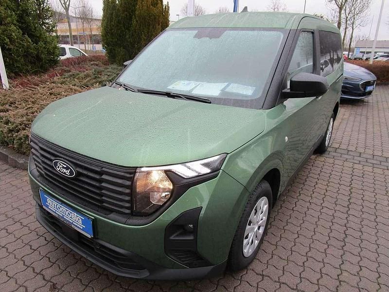 Neu Ford Tourneo Courier Trend 125 PS (91 kW) 2025 Grün Van / Kleinbus