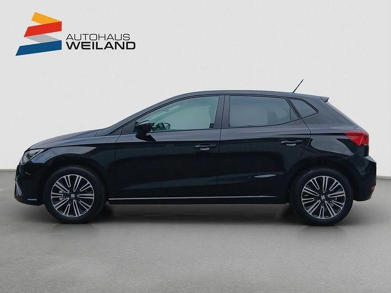 Neu Seat Ibiza 116 PS (85 kW) 2025 Midnight schwarz metallic Limousine