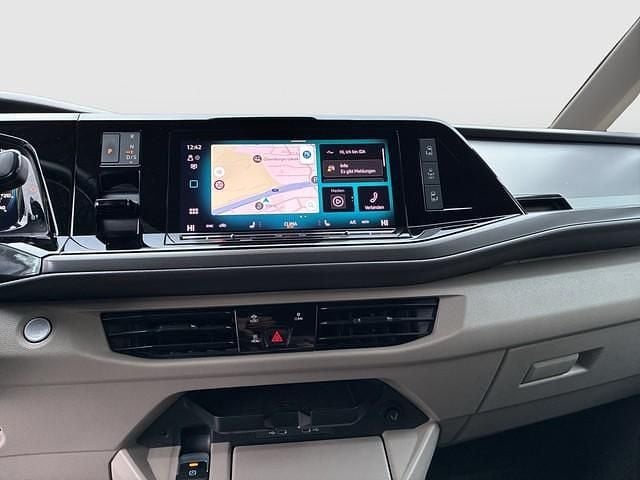 Gebraucht VW Multivan Life 150 PS (110 kW) 2025 Blau Van