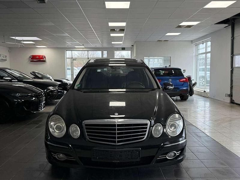 Gebraucht Mercedes E280 190 PS (139 kW) 2008 Schwarz Kombi