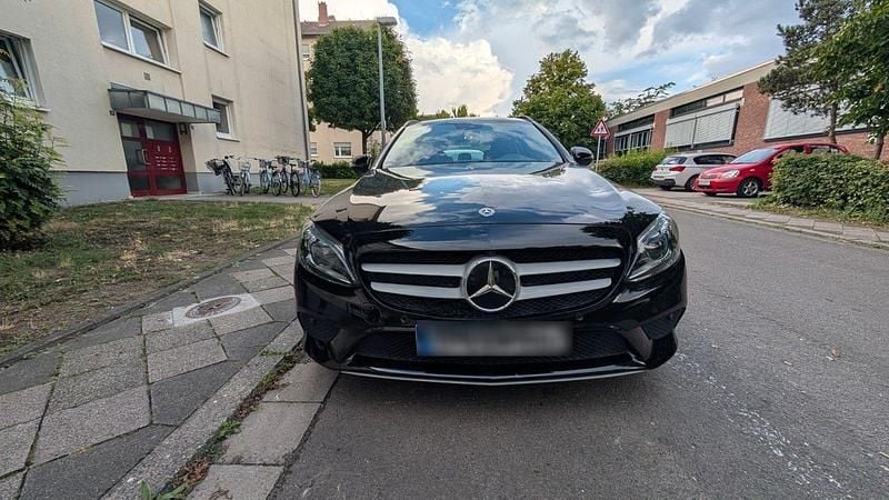 Schwarz Gebraucht 2019 Mercedes C220 Kombi | 21.500 € (Superpreis) - Bild 1/4