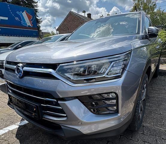 Neu KGM Korando 163 PS (119 kW) 2025 Grau SUV