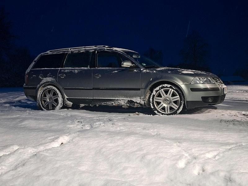 Gebraucht VW Passat 136 PS (100 kW) 2005 Grau Kombi