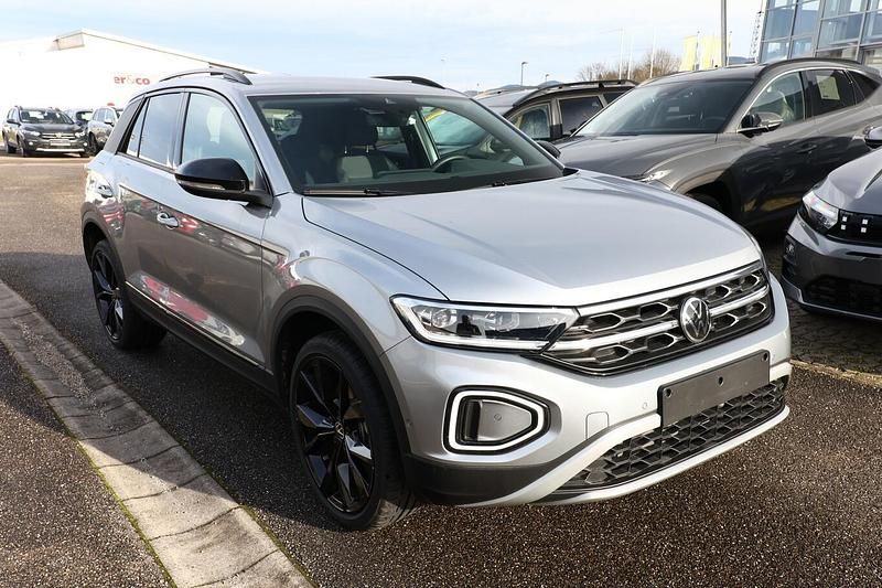 Neu VW T-Roc Style 150 PS (110 kW) 2025 Pyritsilber metallic SUV