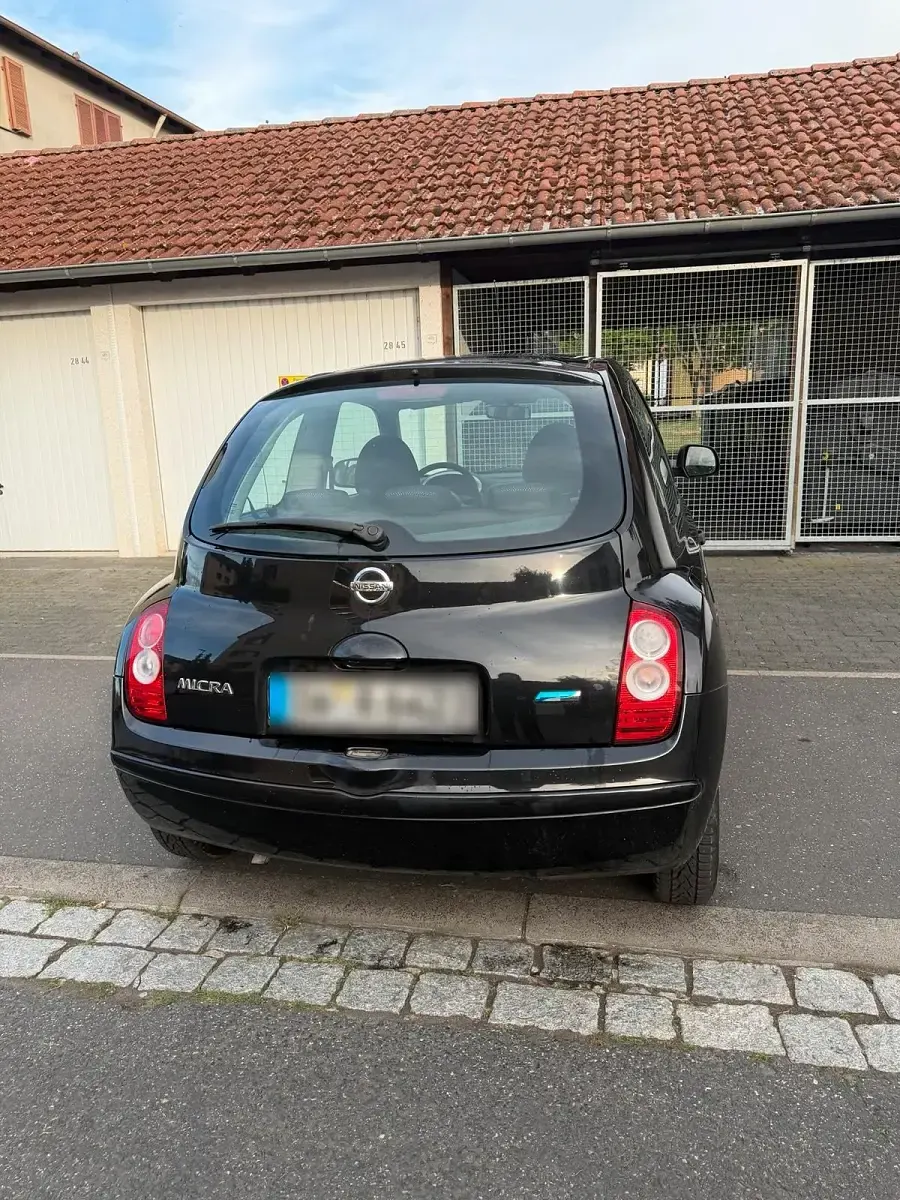 Gebraucht Nissan Micra 80 PS (58 kW) 2010 Schwarz Kleinwagen