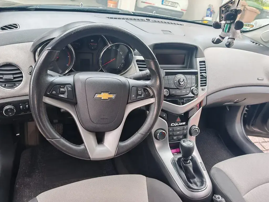 Gebraucht Chevrolet Cruze LT 163 PS (119 kW) 2011 Schwarz Limousine